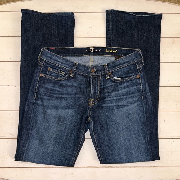 7 for all mankind // bootcut, size 28 - Picture 1 of 12